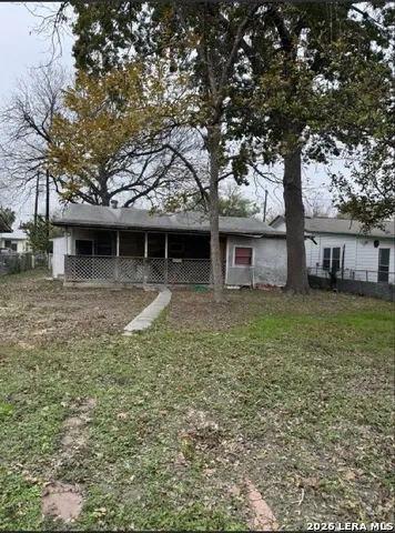 2002 AMERADA ST San Antonio, TX 78237