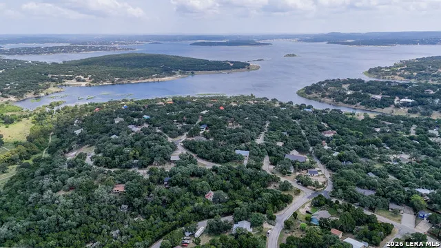 326 CEDAR DR Canyon Lake, TX 78133