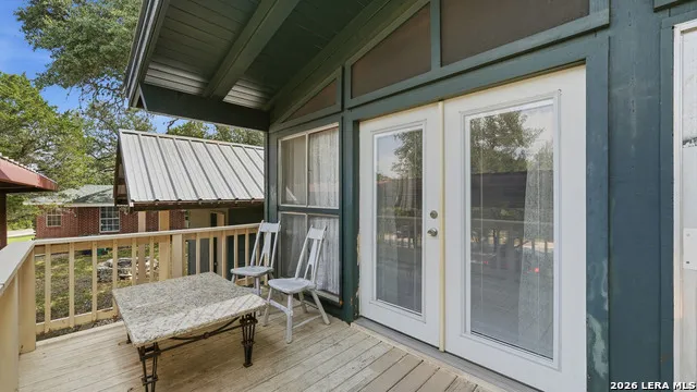 326 CEDAR DR Canyon Lake, TX 78133