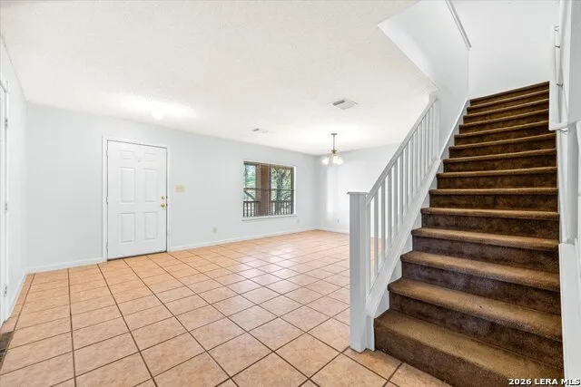 797 KILLARNEY RD Floresville, TX 78114