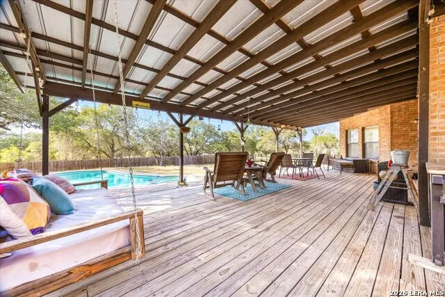 797 KILLARNEY RD Floresville, TX 78114
