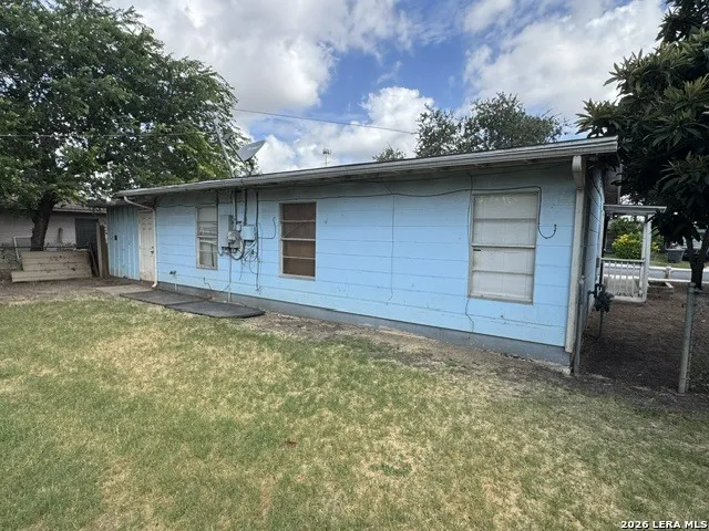 4306 Wild Oak San Antonio, TX 78219