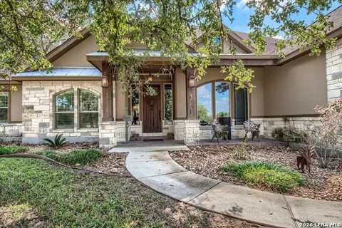 144 Woodlands