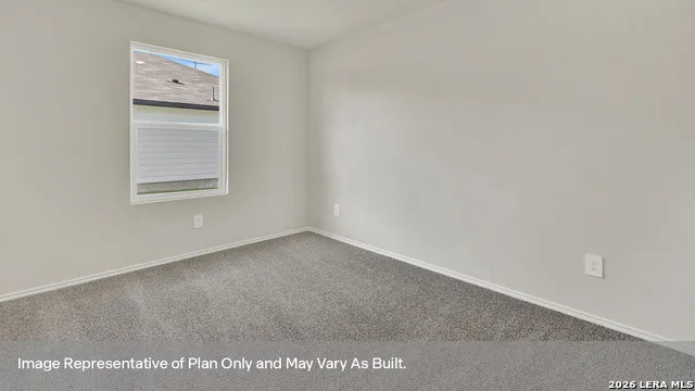 1035 Gladys Run Seguin, TX 78155