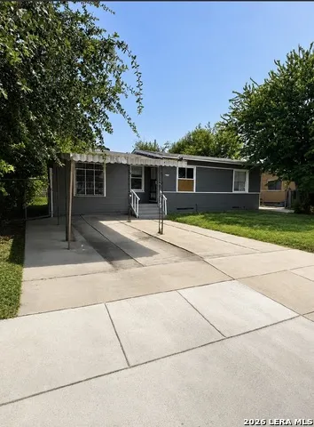 111 WAKE FORREST DR