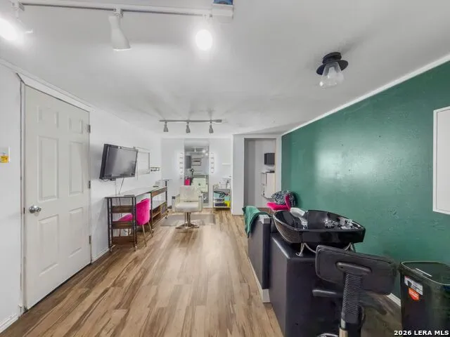 359 Pilgrim Dr San Antonio, TX 78213
