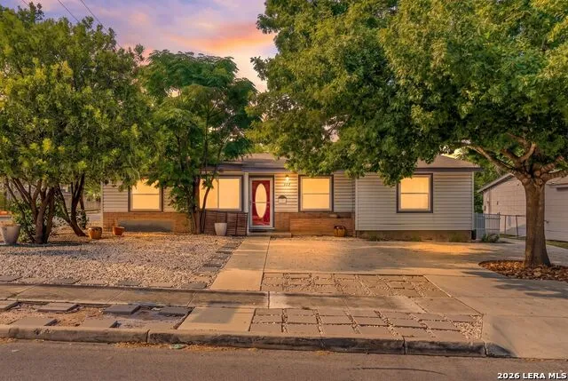 359 Pilgrim Dr San Antonio, TX 78213