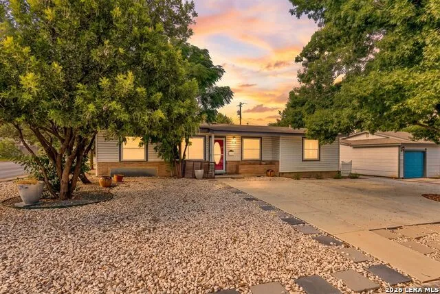 359 Pilgrim Dr San Antonio, TX 78213