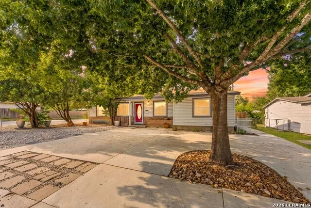 359 Pilgrim Dr San Antonio, TX 78213