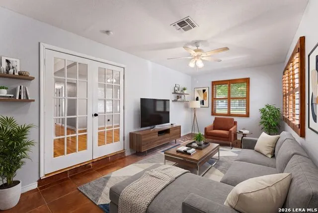 359 Pilgrim Dr San Antonio, TX 78213