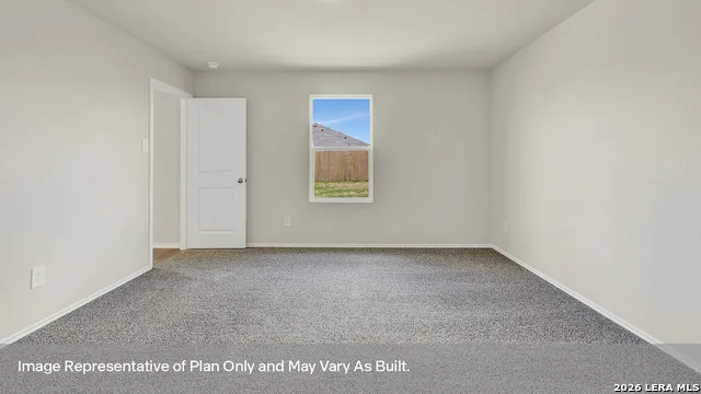 1006 Gladys Run Seguin, TX 78155