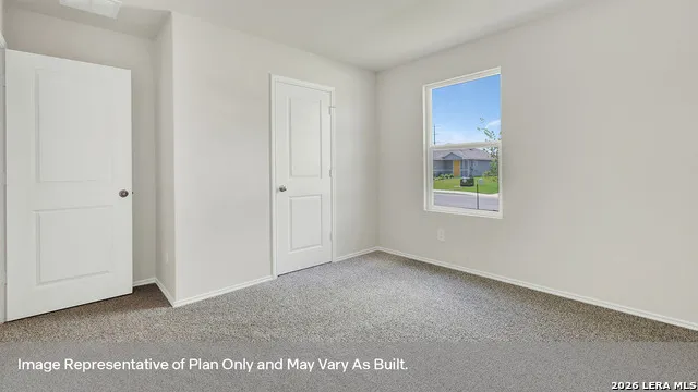 1006 Gladys Run Seguin, TX 78155