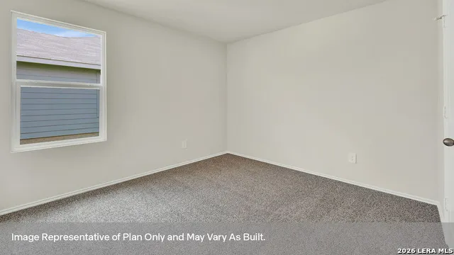 1006 Gladys Run Seguin, TX 78155