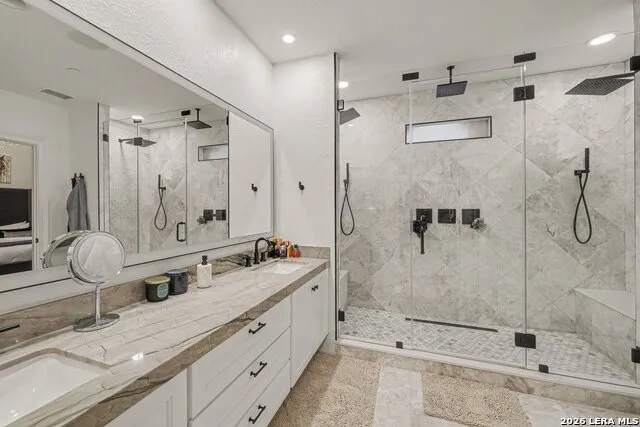 123 EATON ST #102 Unit 102 Alamo Heights, TX 78209