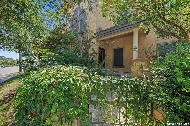 123 EATON ST #102 Unit 102 Alamo Heights, TX 78209