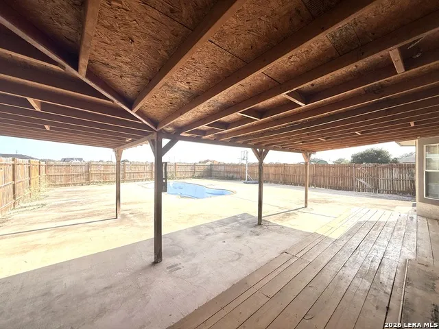 116 Palomino Trail Natalia, TX 78059