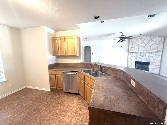 116 Palomino Trail Natalia, TX 78059