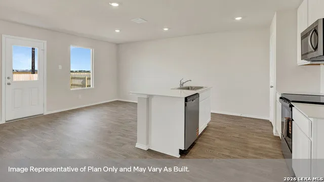 1002 BOLD RUN Seguin, TX 78155