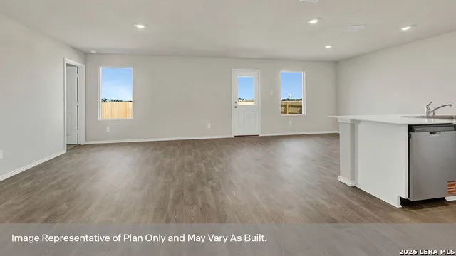 1002 BOLD RUN Seguin, TX 78155