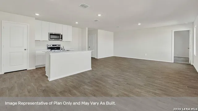 1002 BOLD RUN Seguin, TX 78155