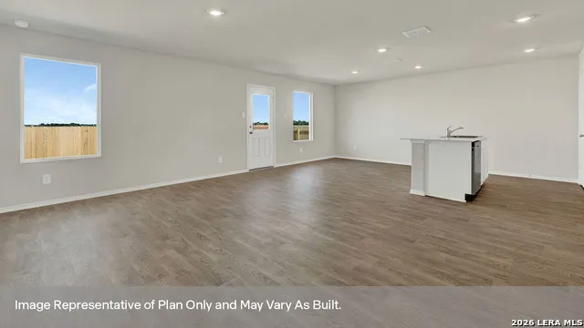 1002 BOLD RUN Seguin, TX 78155