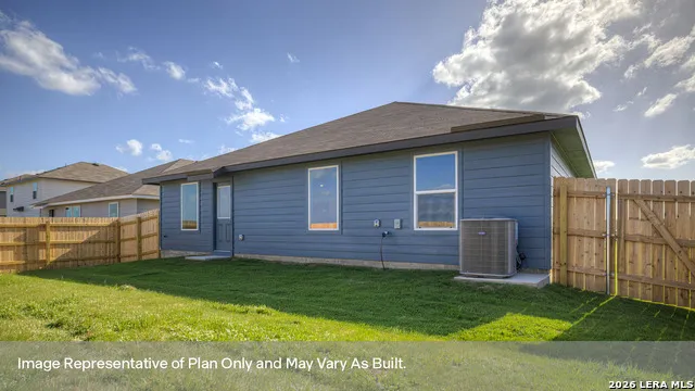 1002 BOLD RUN Seguin, TX 78155