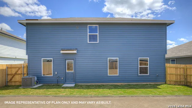 1102 INDIAN WAY Seguin, TX 78155