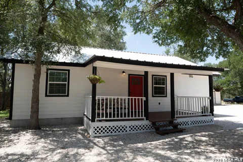 1627 FOREST LAKE DR