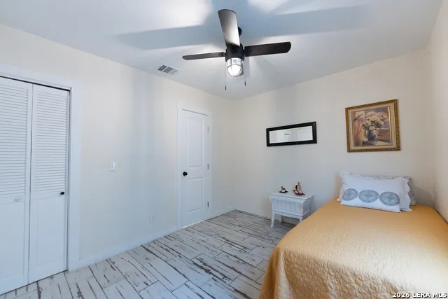 1627 FOREST LAKE DR Spring Branch, TX 78070