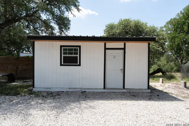 1627 FOREST LAKE DR Spring Branch, TX 78070