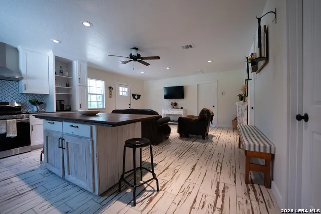 1627 FOREST LAKE DR Spring Branch, TX 78070