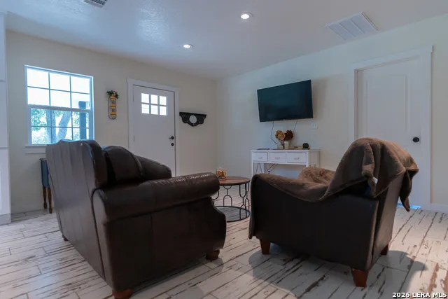 1627 FOREST LAKE DR Spring Branch, TX 78070