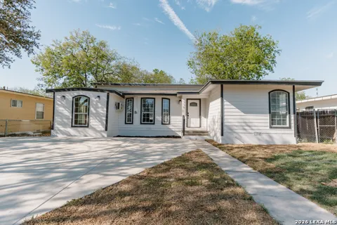 115 Huxley Dr