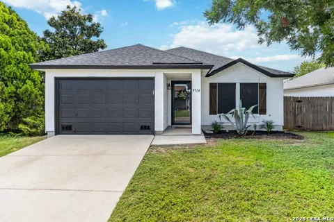9714 Claudia Cir