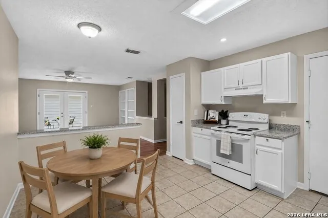 9714 Claudia Cir San Antonio, TX 78251