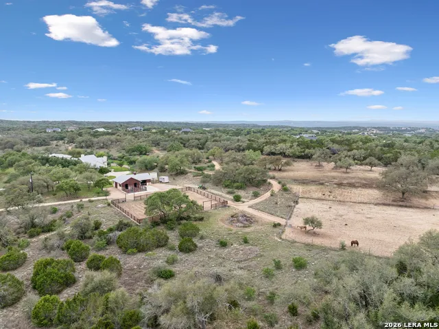 1043 Twin River Canyon Lake, TX 78133