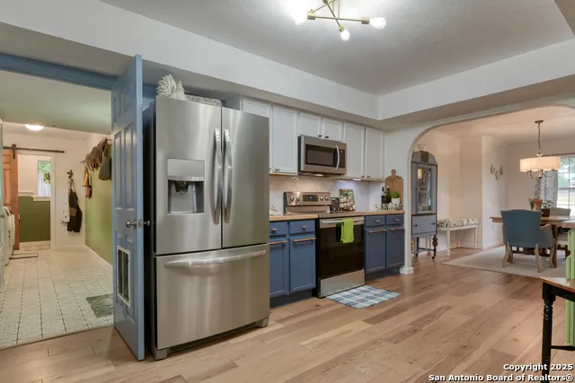 510 RUDELOFF RD Seguin, TX 78155