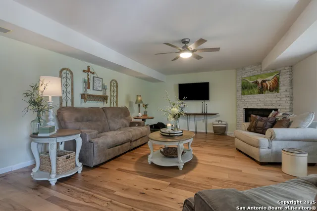 510 RUDELOFF RD Seguin, TX 78155