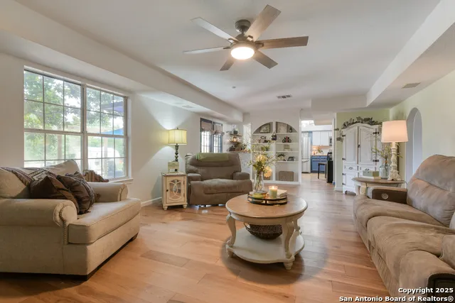 510 RUDELOFF RD Seguin, TX 78155