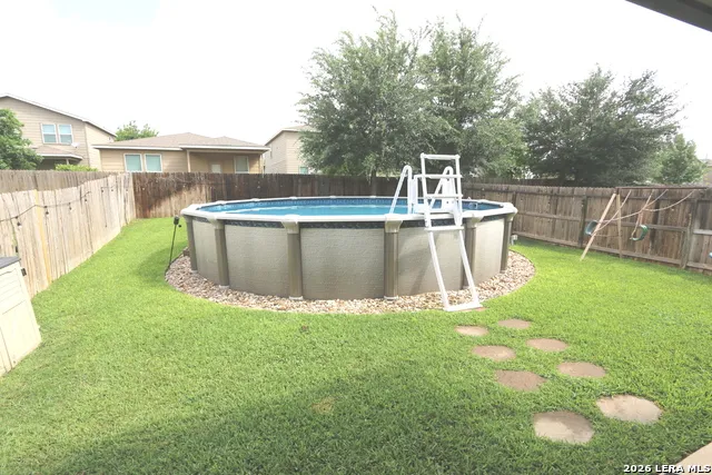 449 Auburn Park Selma, TX 78154
