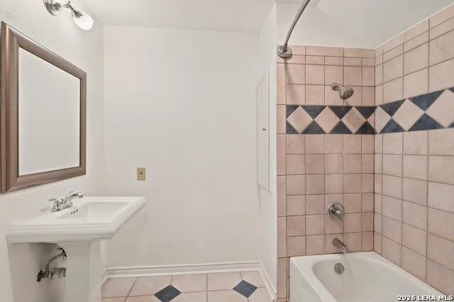 2414 WILDERNESS HL San Antonio, TX 78231