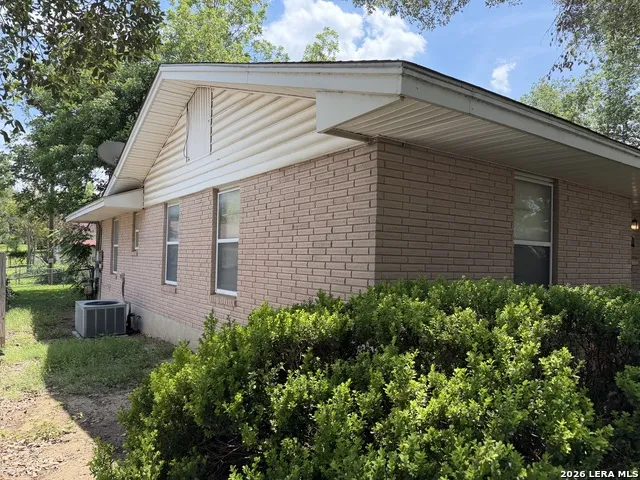 3926 Gayle Ave San Antonio, TX 78223