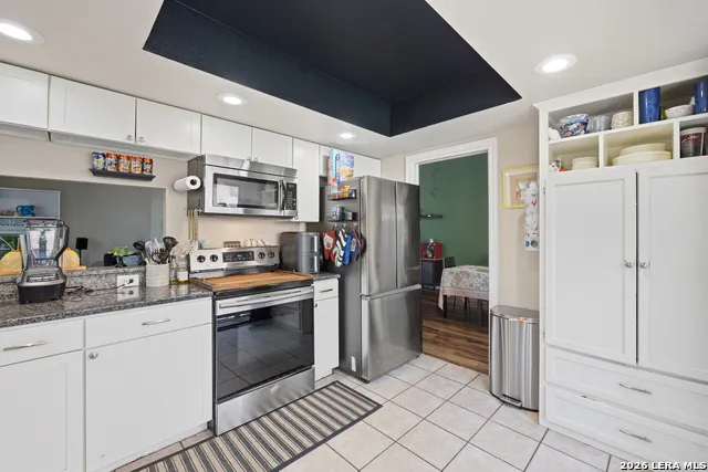 6405 Honey HL San Antonio, TX 78229