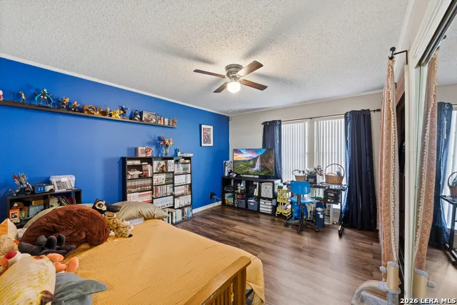 6405 Honey HL San Antonio, TX 78229