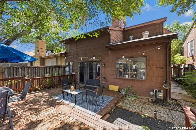 6405 Honey HL San Antonio, TX 78229