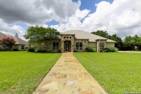 1640 CAMDEN LN