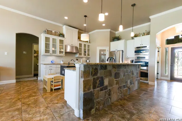 1640 CAMDEN LN Pleasanton, TX 78064