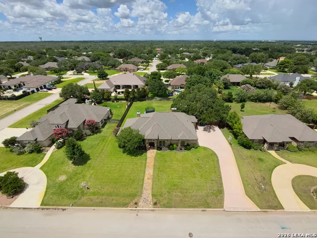 1640 CAMDEN LN Pleasanton, TX 78064