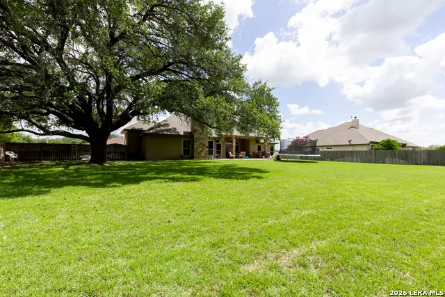 1640 CAMDEN LN Pleasanton, TX 78064