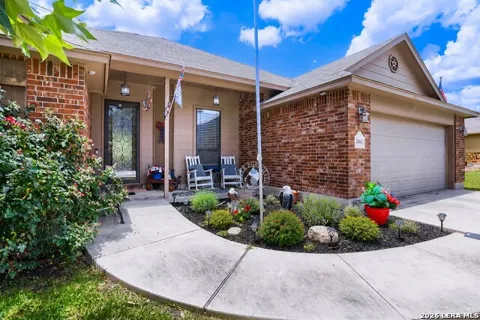 2262 Sun Chase Blvd